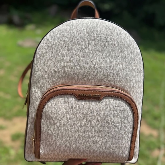 Michael Kors Backpack✨NWT✨ - Picture 1 of 3